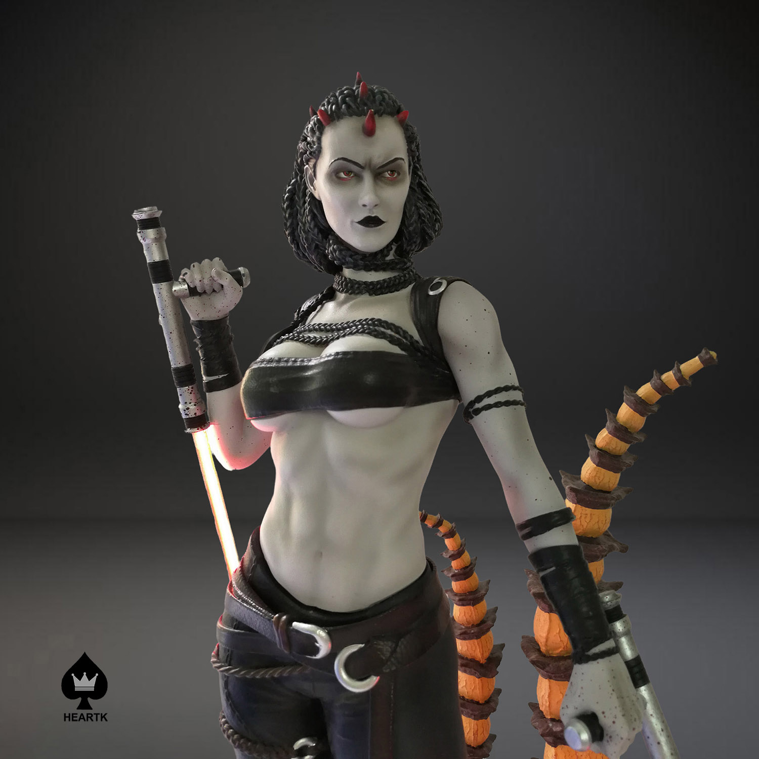 Star war game statue Maris Blood