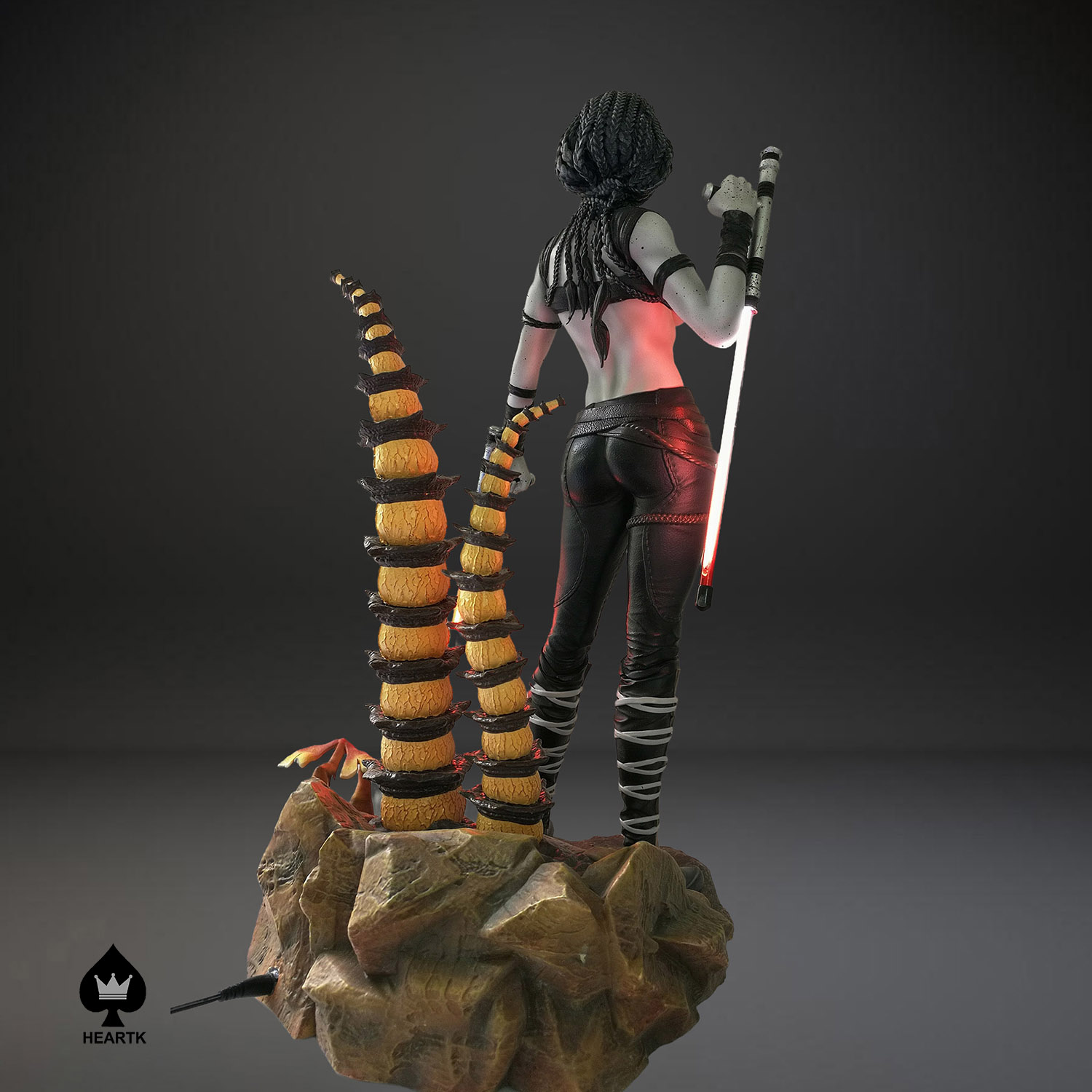 Star war game statue Maris Blood